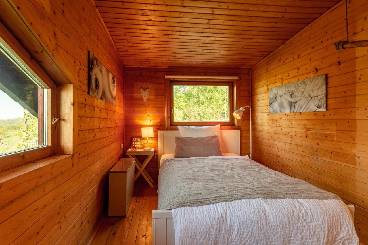 Blockhaus Eifelsteig W/ Kamin Garten & Feuerstelle Berndorf  Kültér fotó